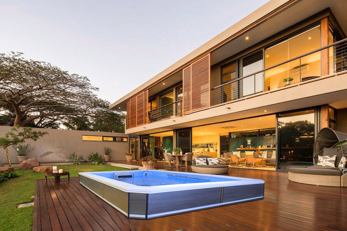 Villa endless pool project
